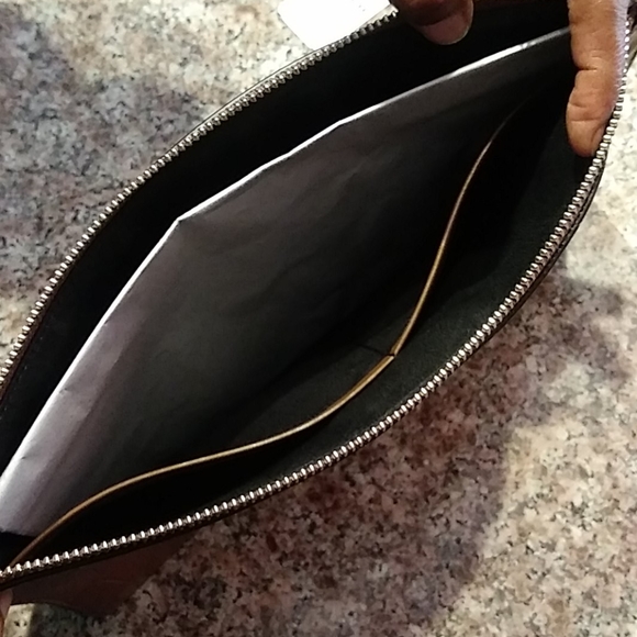 COACH || CROCODILE 🐊 MEN'S LUXURY POUCH - Picture 7 of 8